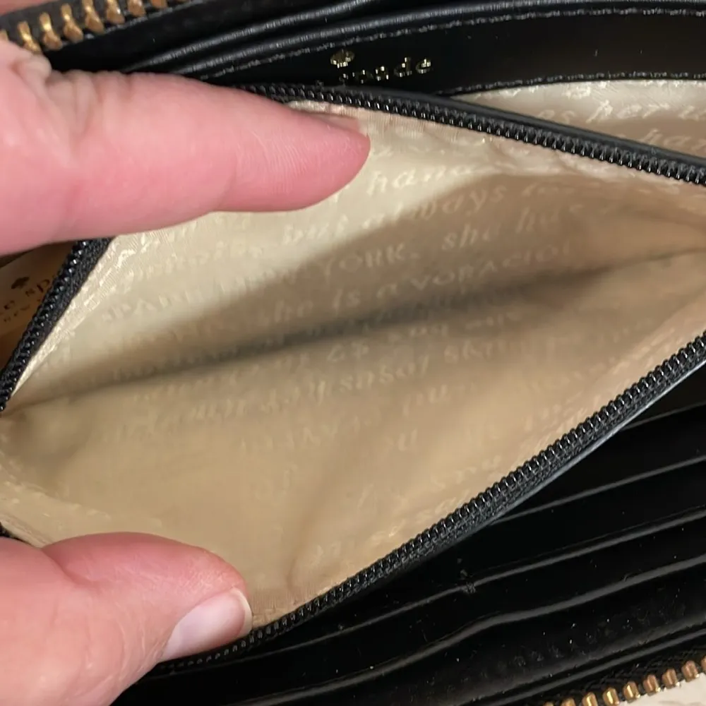 Kate Spade Plaid wallet - Image 11