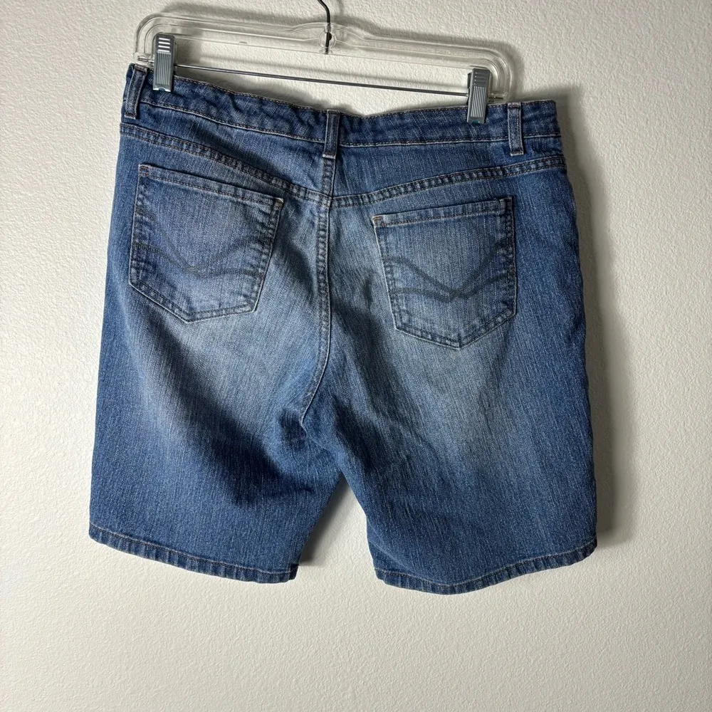 Nine West Vintage America Jeans Classic Blue Denim Shorts Mid Rise Size 10 - Image 2