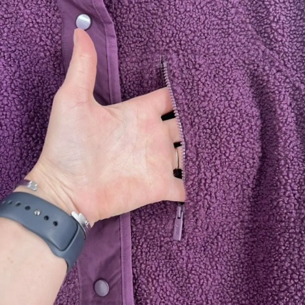 PINK Victoria's Secret Womens Sherpa Button-Up Sweatshirt Jacket Purple Sz Small - Image 8