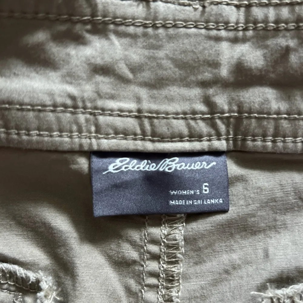 Eddie Bauer Women's Aspire Chino Shorts - Image 5