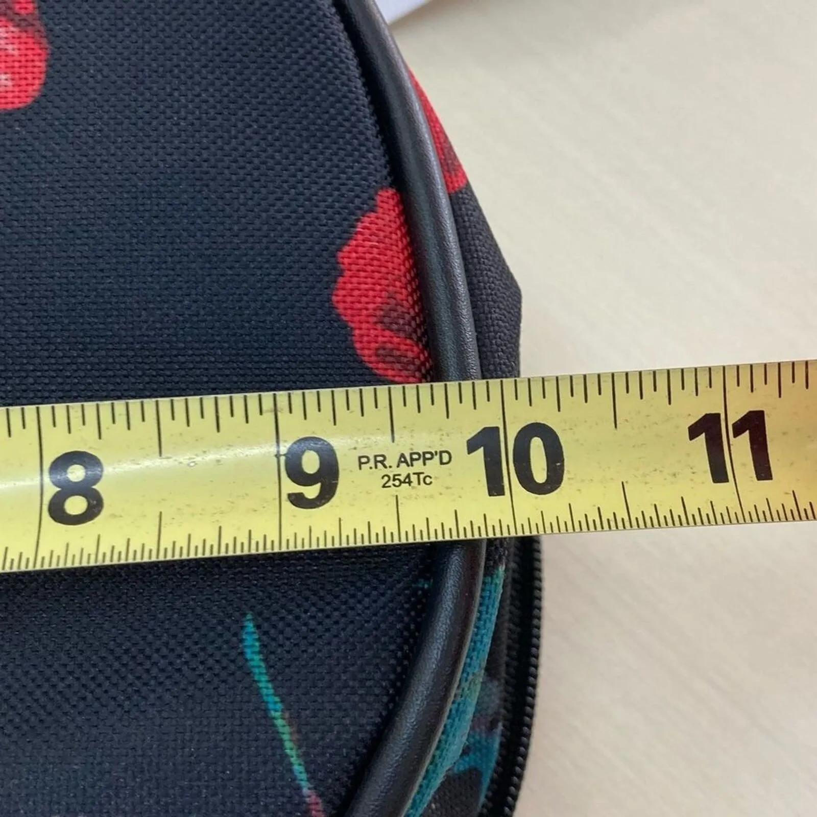 New Jessica Simpson Makeup Bag Travel Black Red Floral Carry‎ On West Coast - Image 6