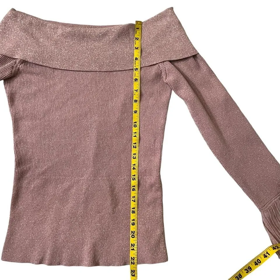 Pink off the shoulder top with ruffles on the sleeves Shimmery golds‎ with pink Size M - Image 3