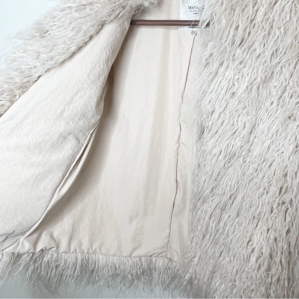 Zara Shearling Faux Fur Jacket Size M - Image 6
