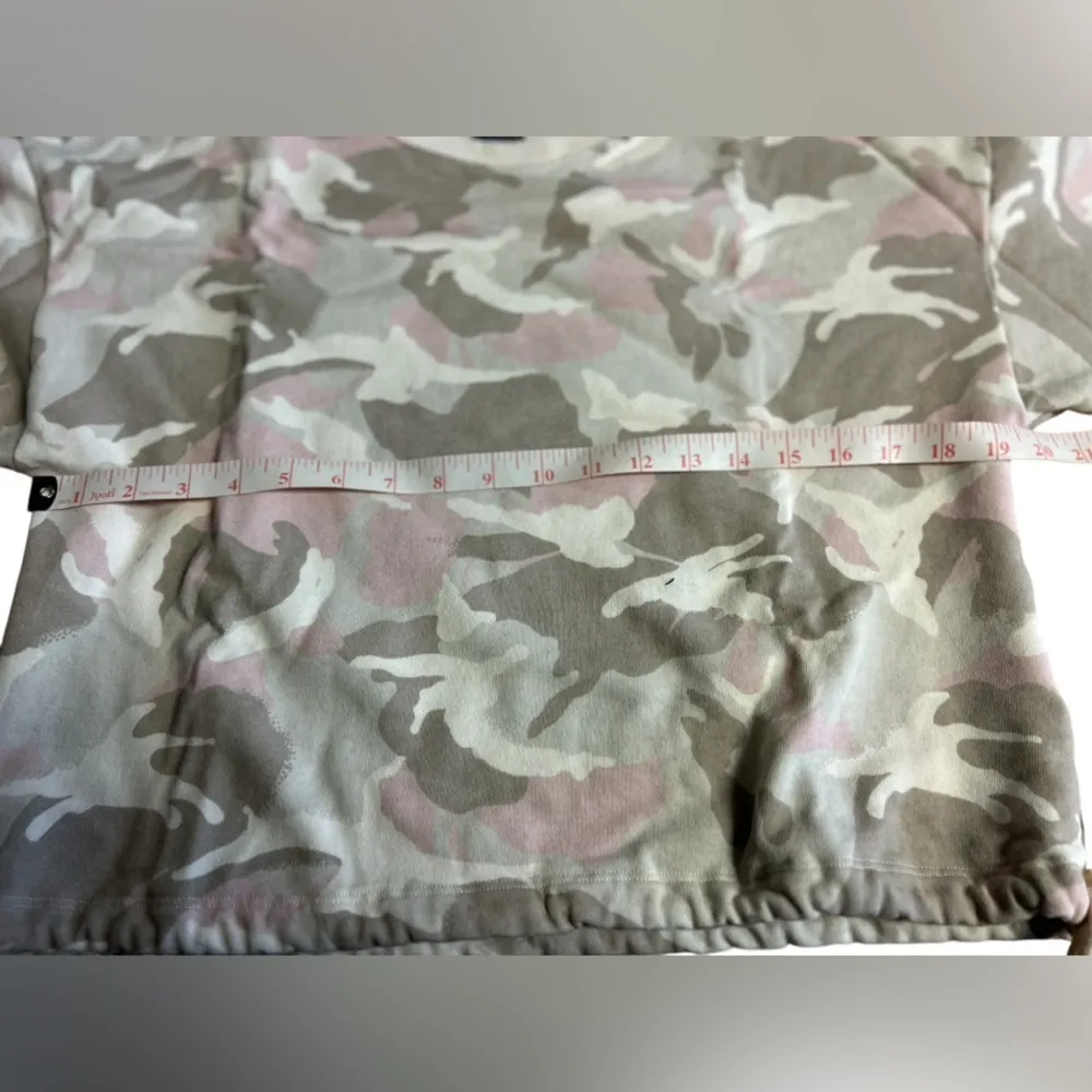 Gap‎ Women's Camouflage Pullover Sweatshirt Pink Beige Size S Casual - Image 2