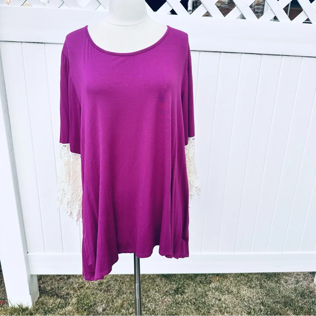 Forgotten Grace Womens Size XXL Purple Tunic w/ Cream Crocheted Lace on Sleeves - Image 5