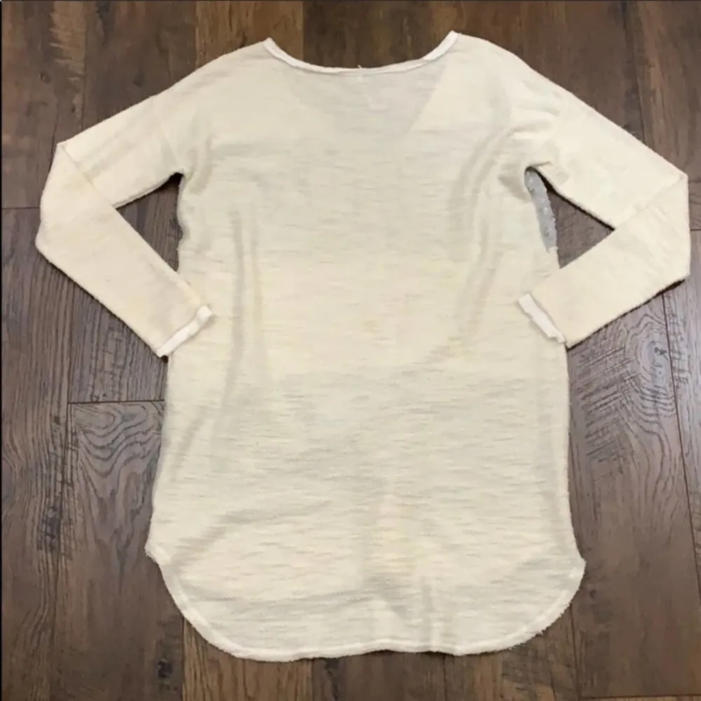 Free People Cream Knit Silver/Cream Sequin V-Neck Top - Image 7