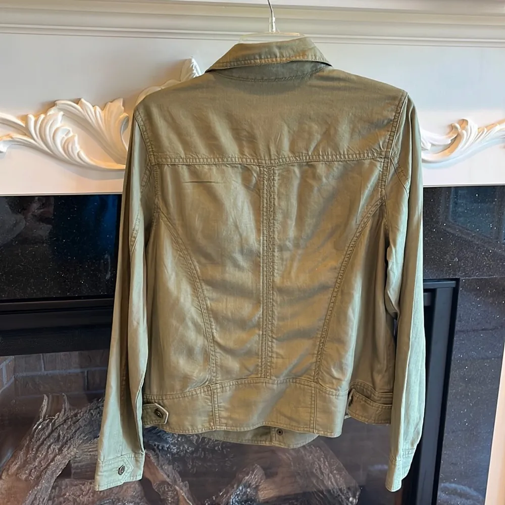 Tahari  Denim Look Jacket Snaps Olive Green New Medium Lightweight - Image 5