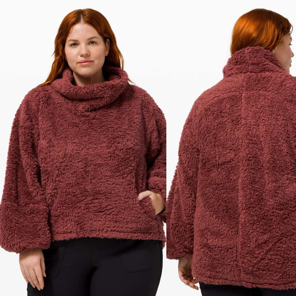Lululemon Warm Restore Sherpa Pullover
Savannah - Image 2