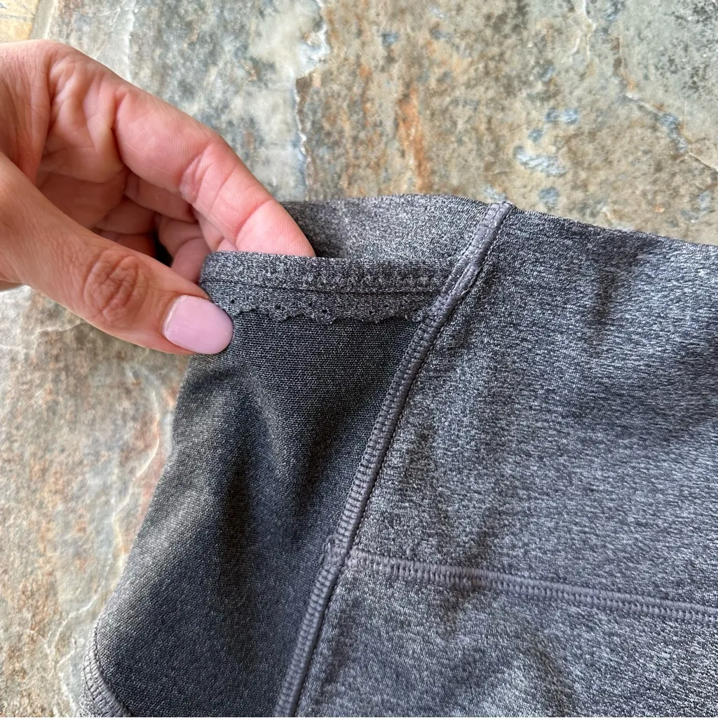 Lululemon Free Runner Crop Heathered Black Gray Women’s Size 8 - Image 10