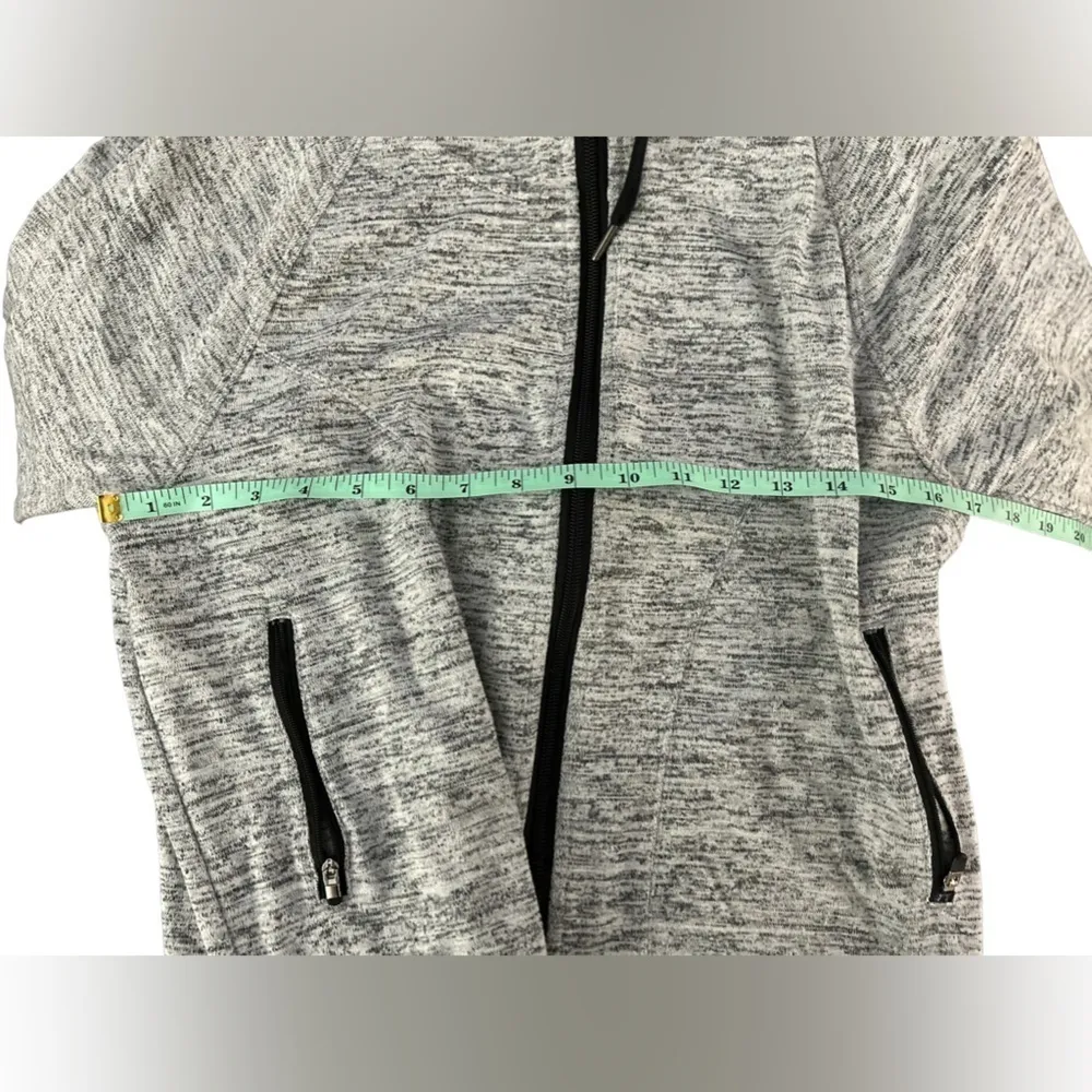 Athleta Jacket‎ with hood light weight size med - Image 6