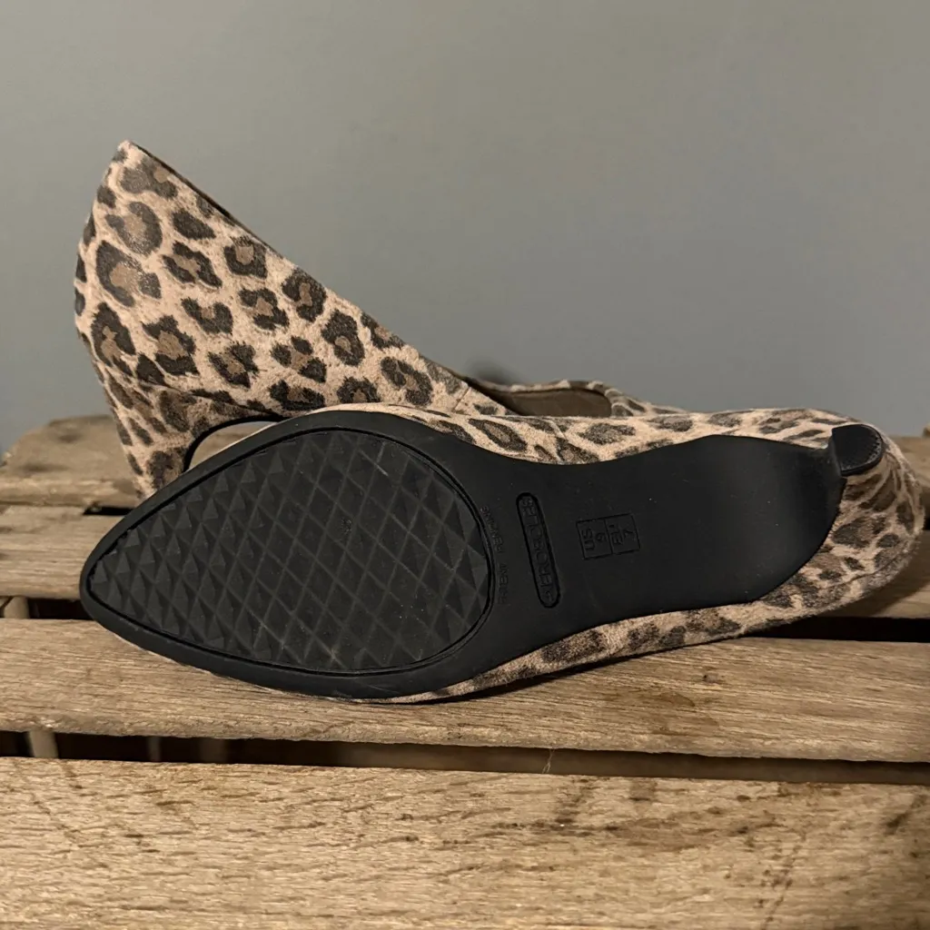 NEW Aerosoles Leather Heel Rest Exquisite Leopard Dress Pump Size 9 A23 - Image 8