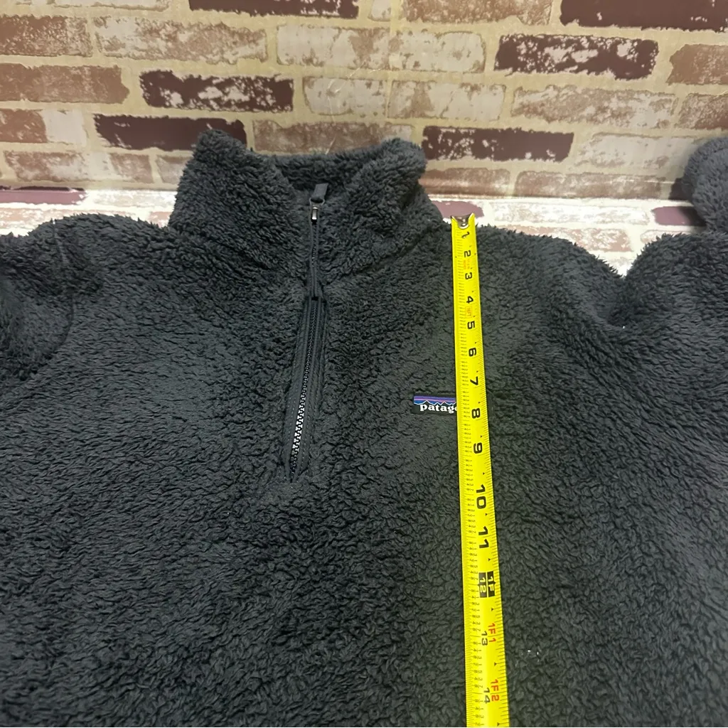 Patagonia   Women’s Charcoal Fleece Jacket size M - Image 7