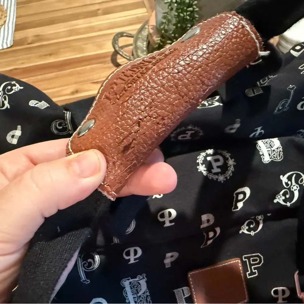 Victorias Secret Pink Rolling Duffle Bag Luggage - Image 2