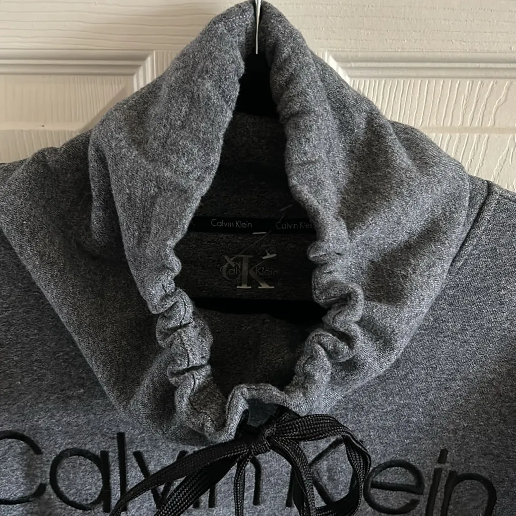 Calvin Klein Women’s Gray Heather Tunic Sweatshirt Cowl Neck‎ Hi-Low Size Small - Image 4