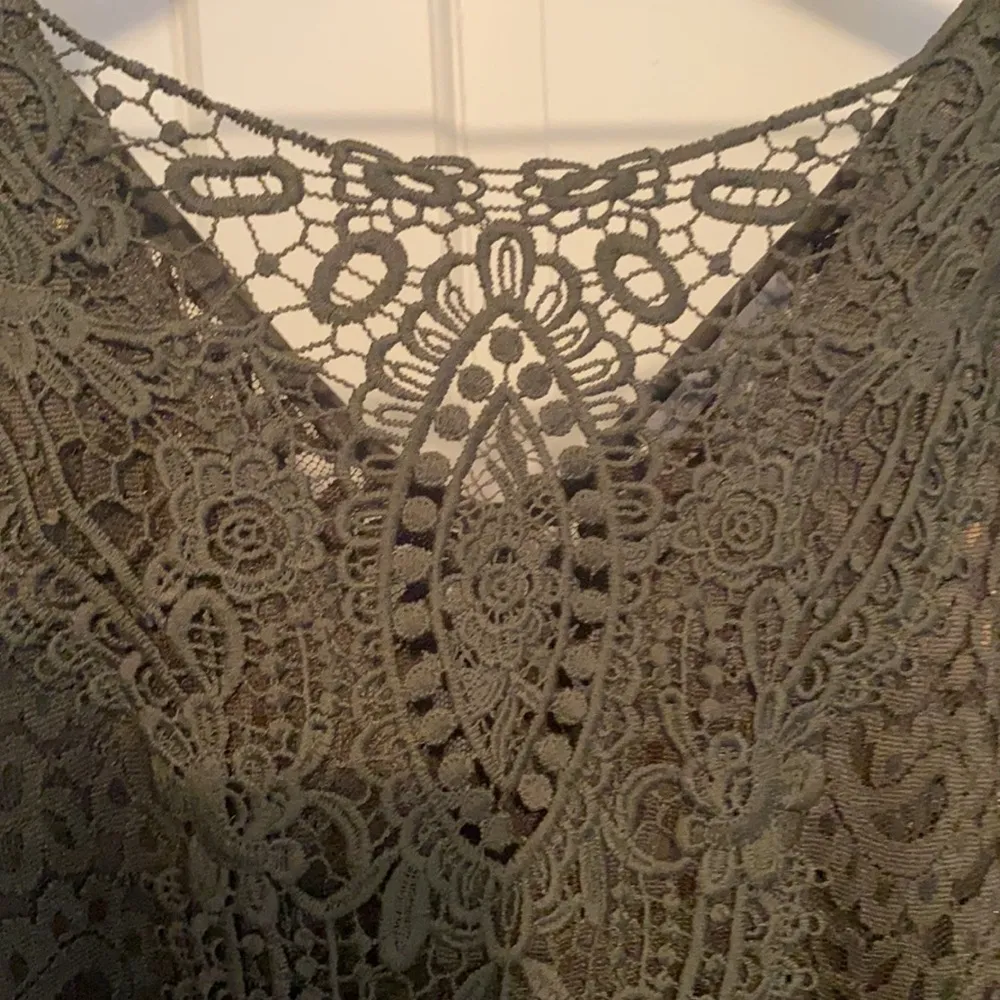 Charlotte Russe lace fitted bodysuit, L - Image 5