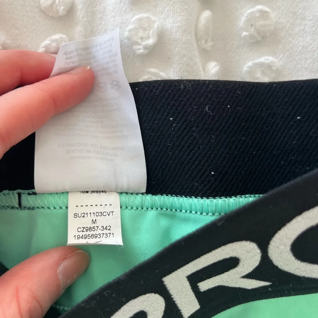 Nike Teal  Pros Size M - Image 2