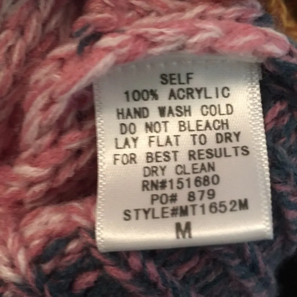 Adorable /gorgeous sweater/bell sleeves - Image 8