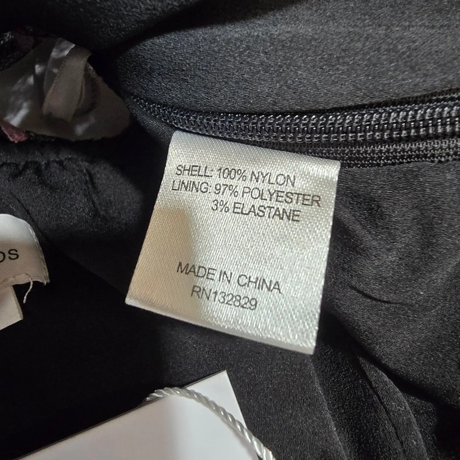 Lovers and Friends Juliana Top in Black and Pink XXS - Image 8