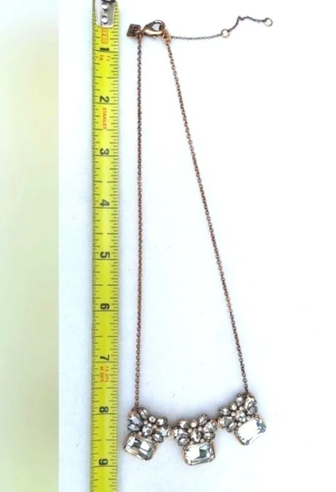 Necklace with trio of Rhinestone showpieces set in gold - Image 5