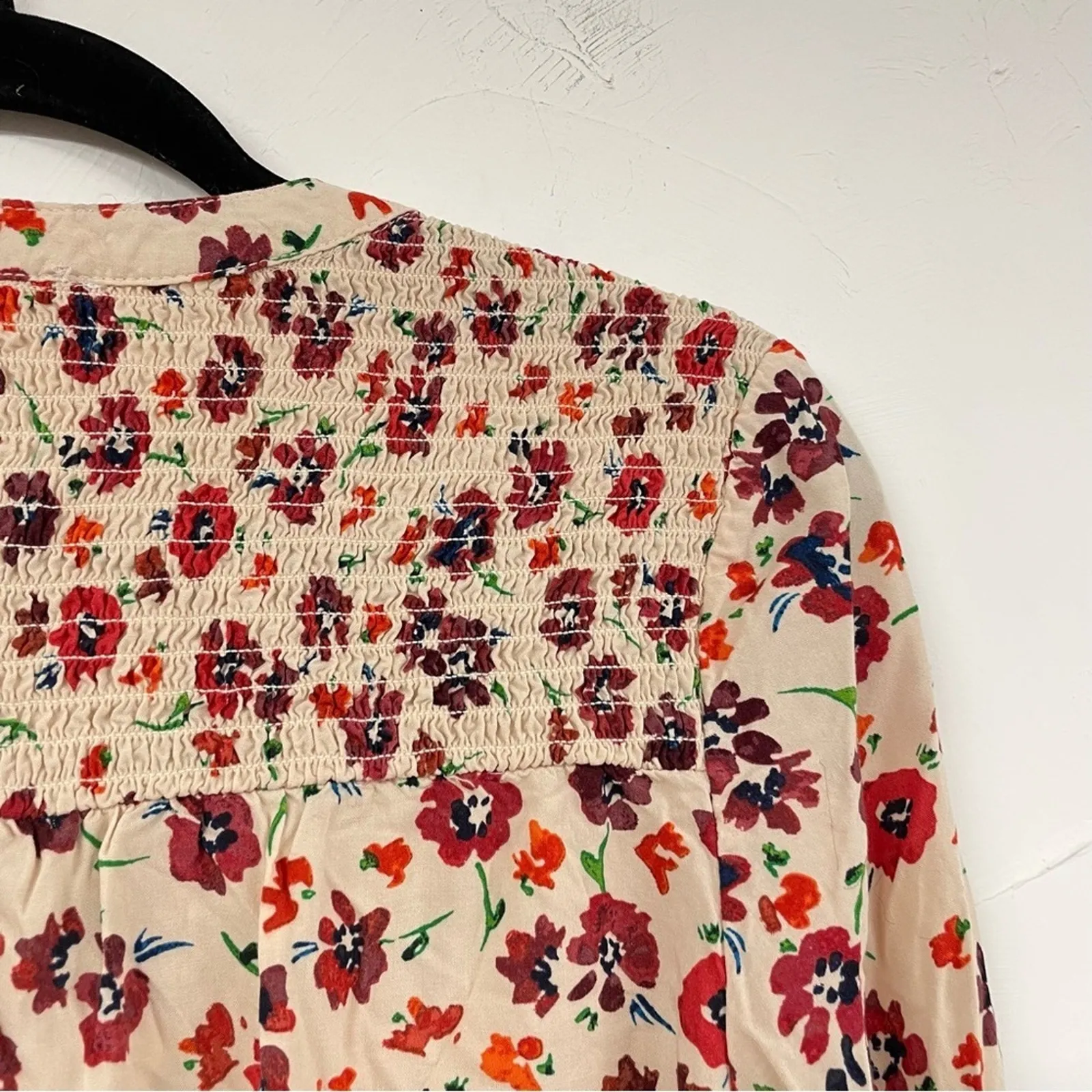 Beach Lunch Lounge Tan & Red Floral Blouse Womens M Smocked Boho Long Sleeve - Image 10