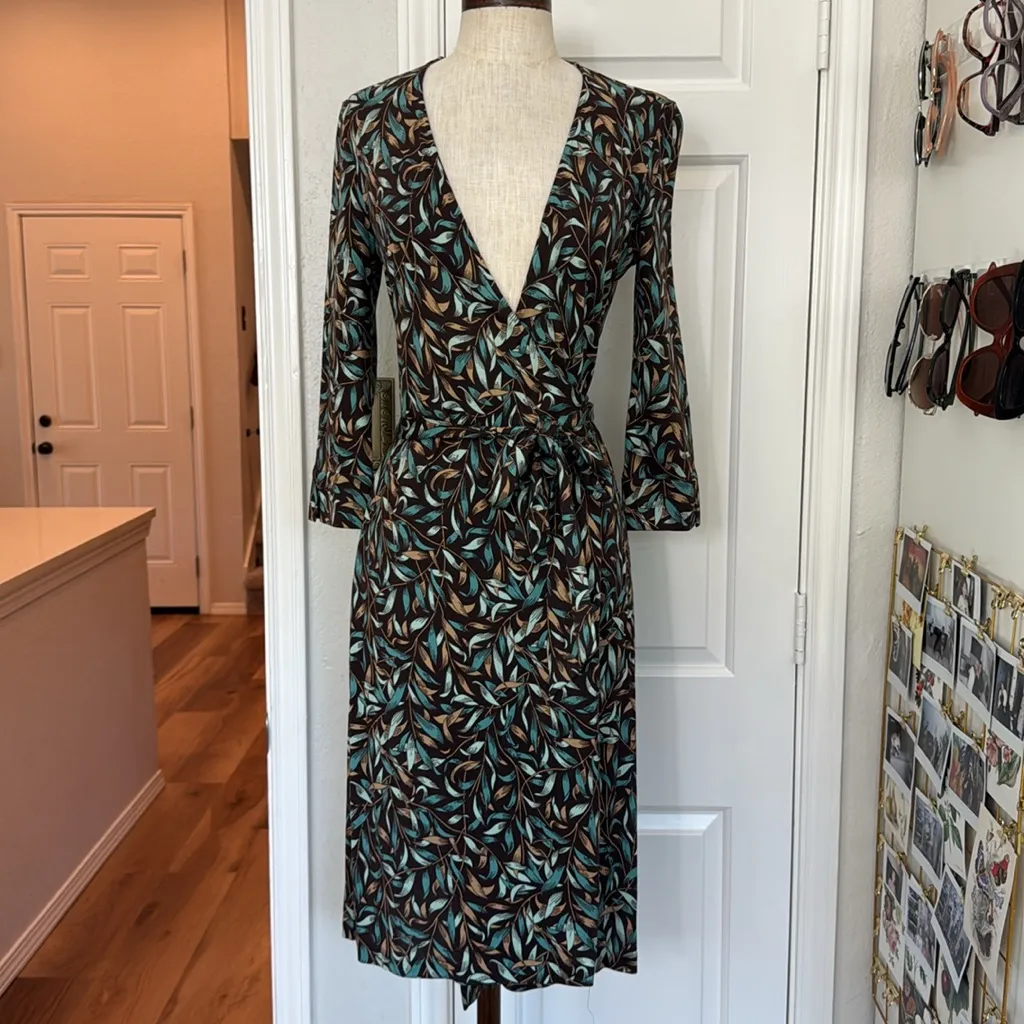 Diane von Furstenburg vintage Julian silk wrap dress - Image 2