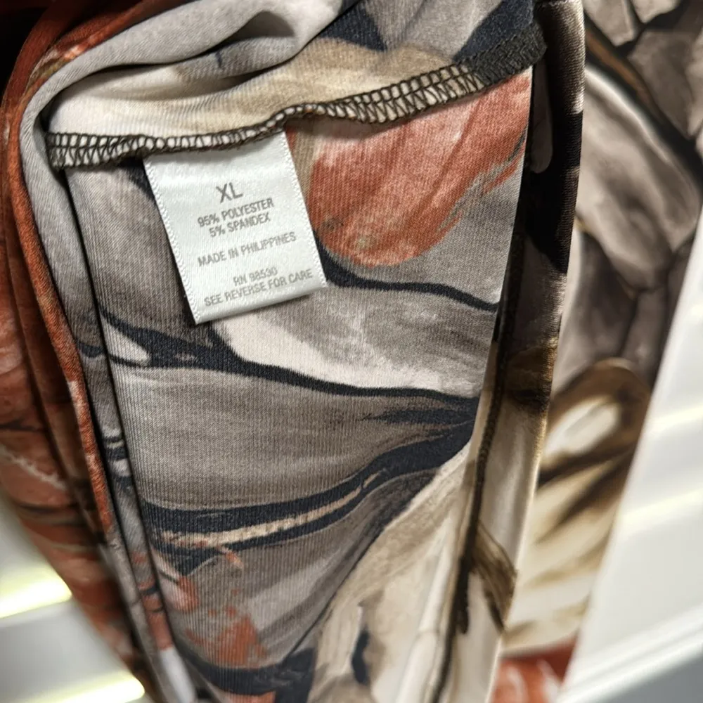 Dress Barn Blouse - Image 7