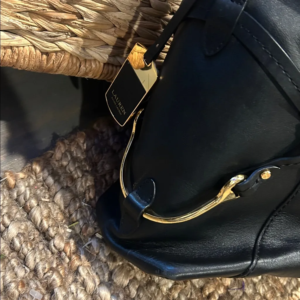 LAUREN RALPH LAUREN
Woodbridge Leather Large Hobo Black - Image 7