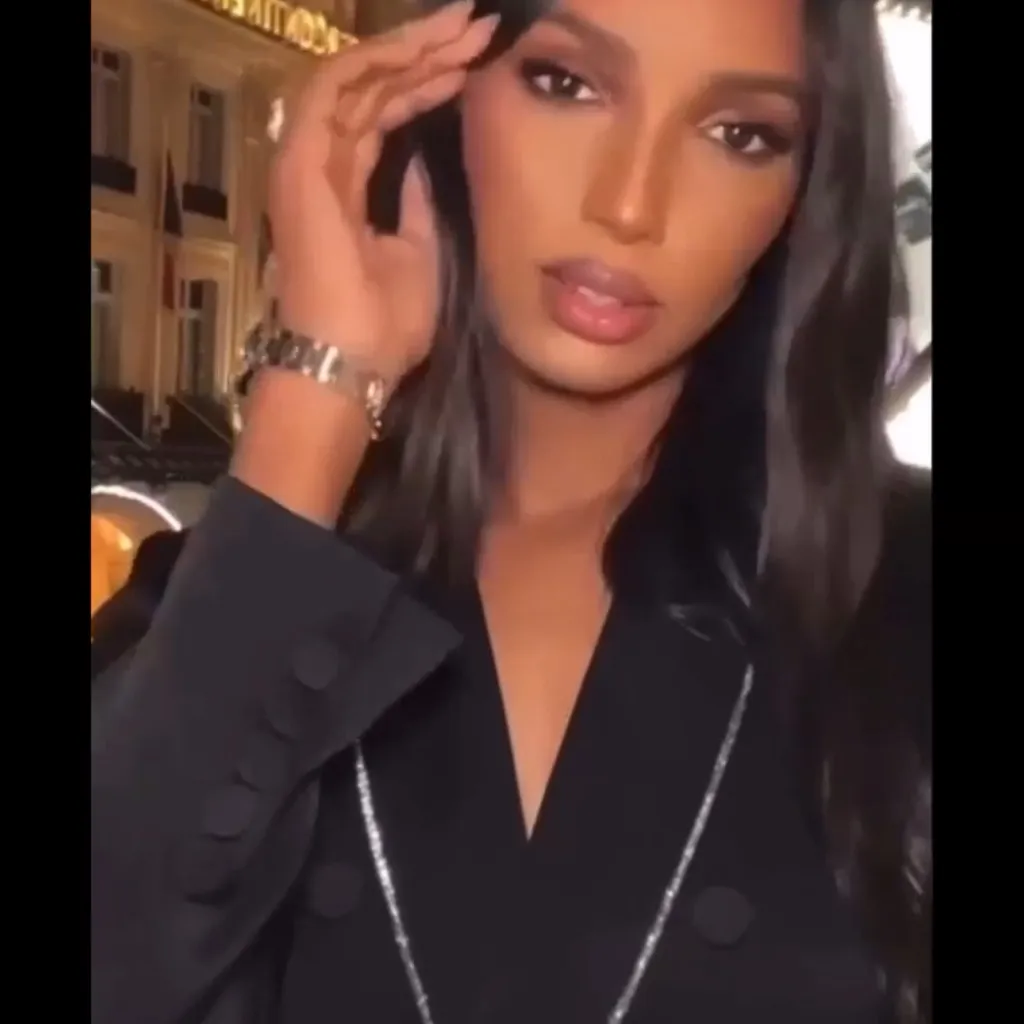 VERONICA BEARD Jagger Crystal Trim Dickey Blazer Jacket in Black Size 2 - Image 2