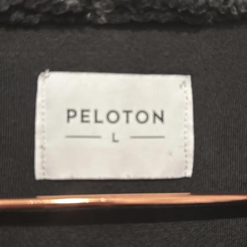 Peloton Caviar Camo Snap Sherpa Jacket in Spotted Purple Black Women’s Size L - Image 11