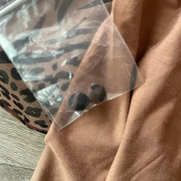 CAMI NYC  Leopard Animal Print‎ Amira Jungle Peplum Silk Organza Top - Image 7