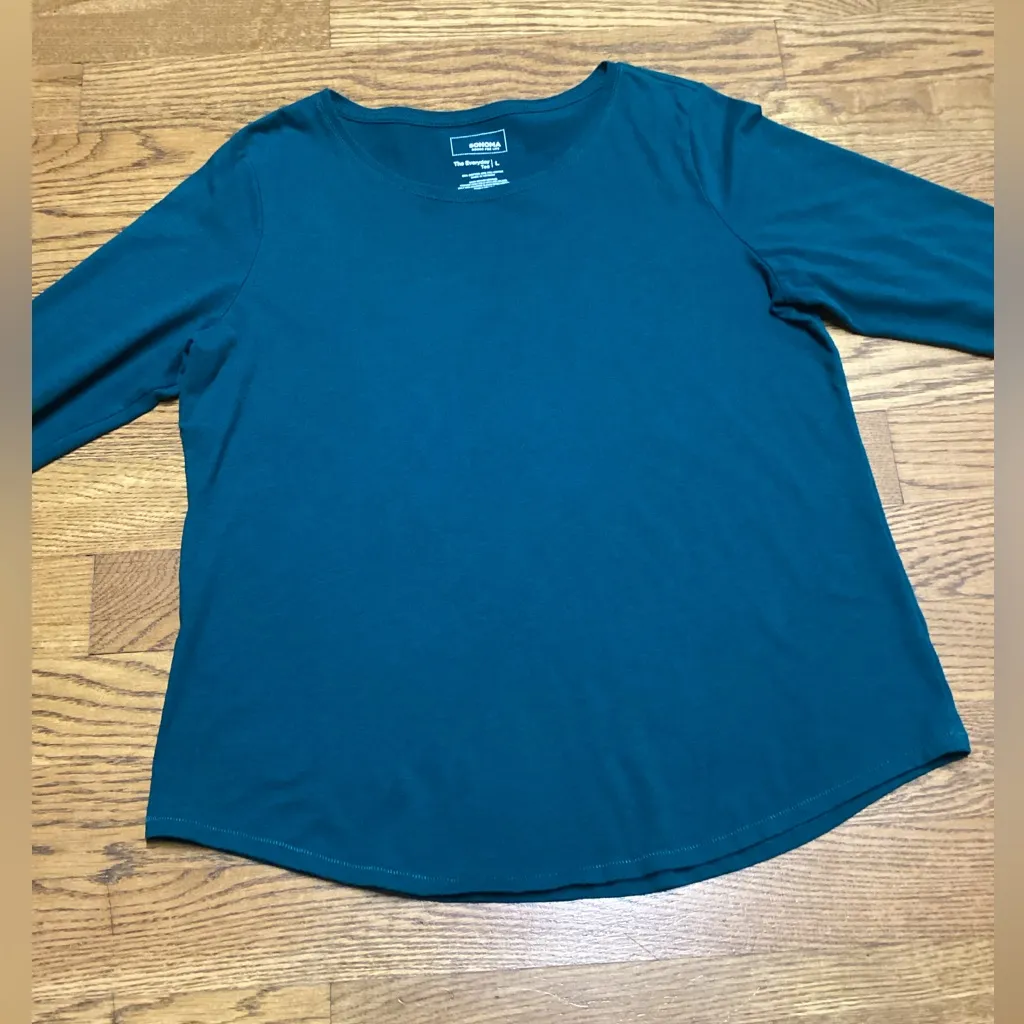 Sonoma Every Day tee. Size Large Green - Image 4