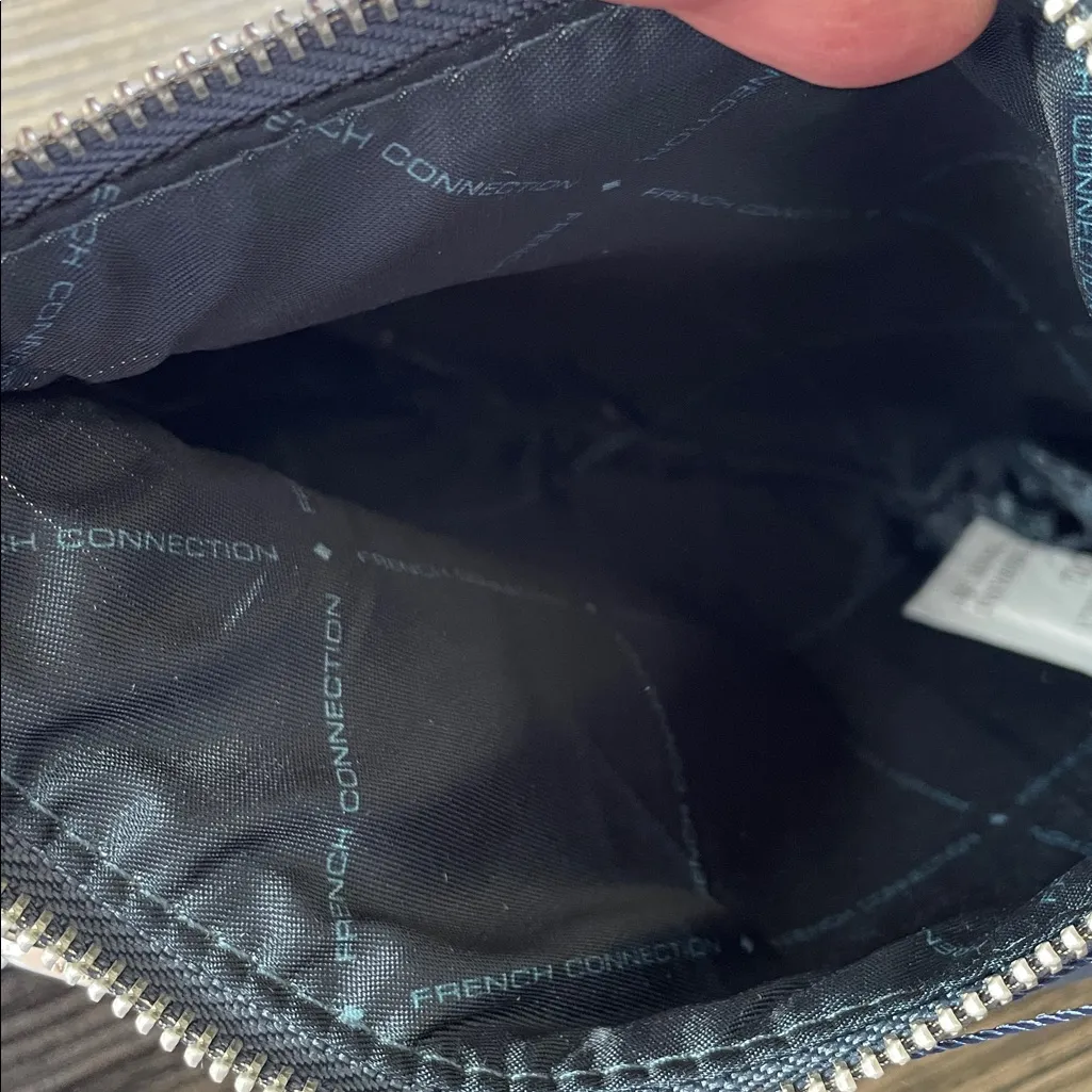 French Connection Lara Pebble Vegan Leathee Double pouch Wristlet NWT - Image 7