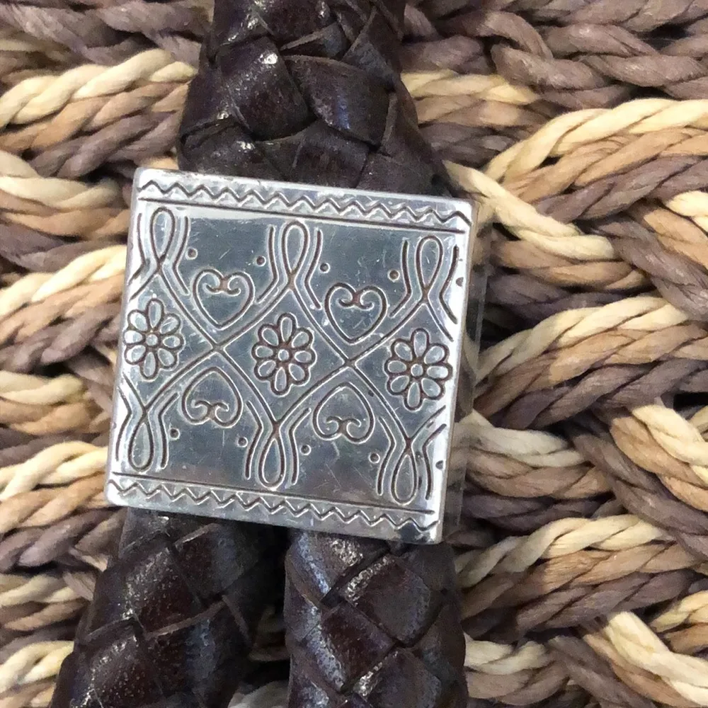 BRIGHTON Braided Straw Wicker Woven Brown Leather Top Handle Shopper Tote Charms - Image 15