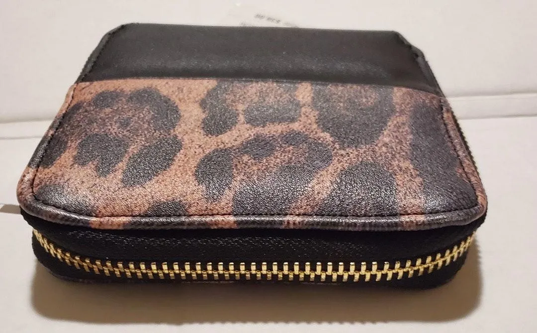 Black Leopard Print Fold Zip Wallet - Image 7