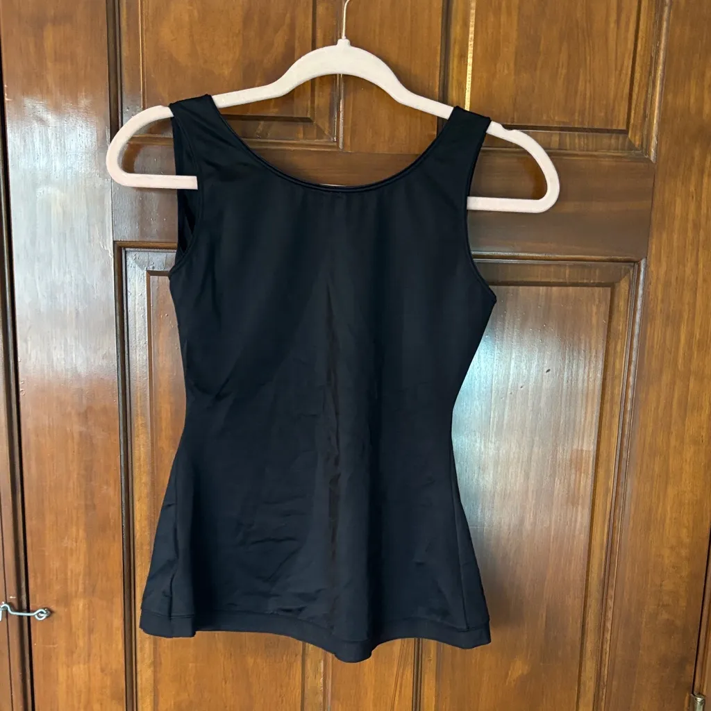 Spanx’s Simplicity black tank size XL - Image 3