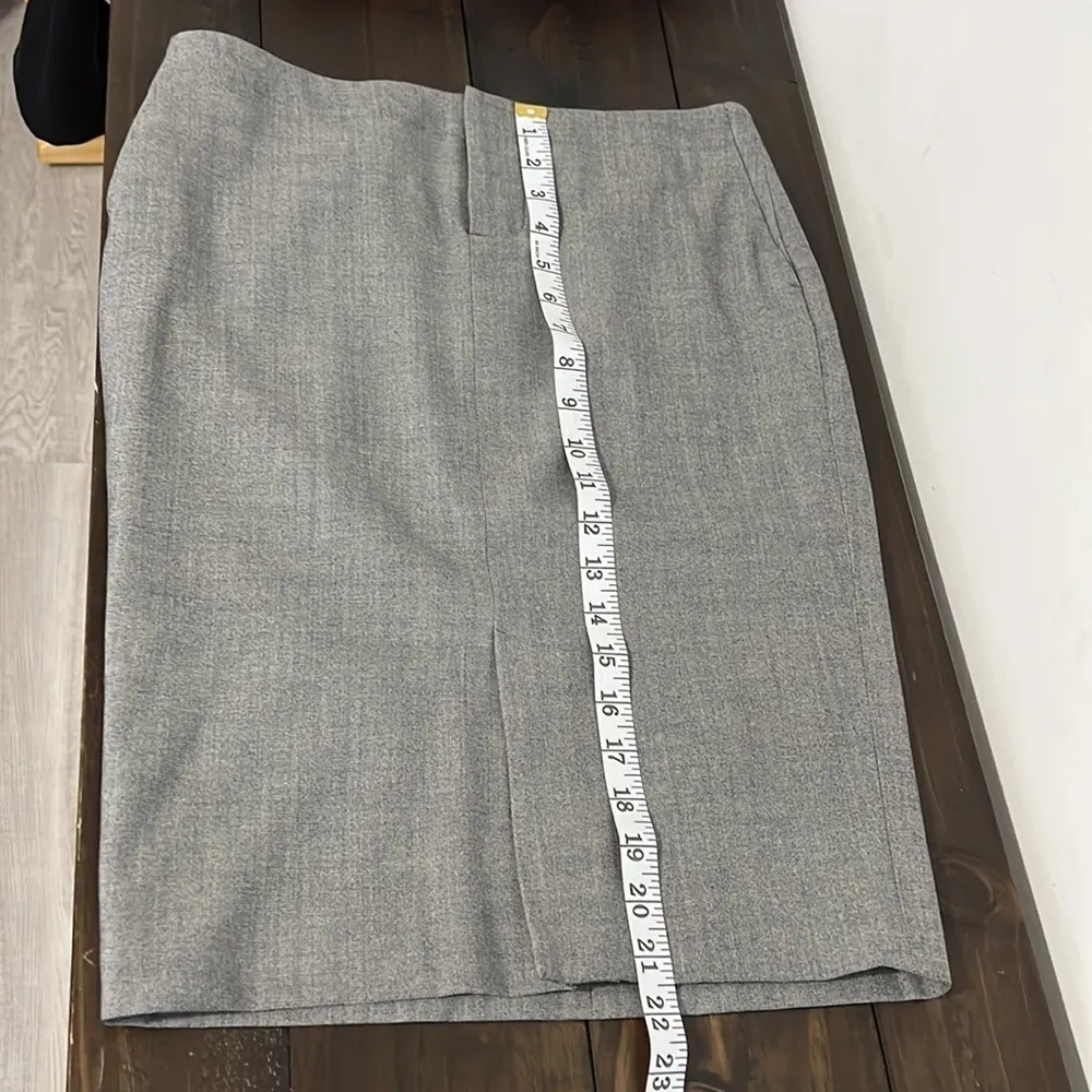 BANANA Republic Pencil Skirt Grey Lined Size 0 Petite - Image 6