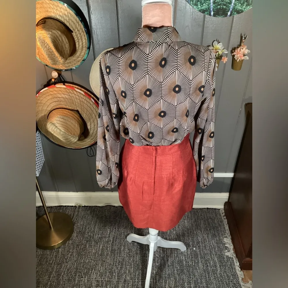 Vintage 70’s Inspired Tan Starburst Pattern Button Down Medium Brown - Image 10