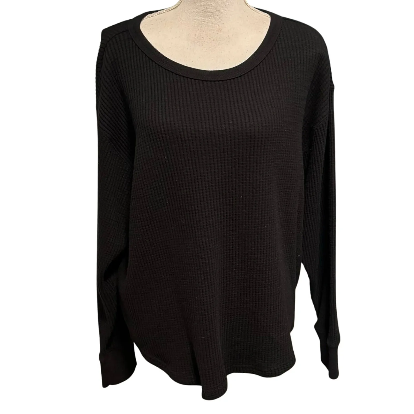 Lot of 2 Gap Size XL Waffle Crewneck Shirt Long Sleeve True Black Deep Dahlia - Image 4