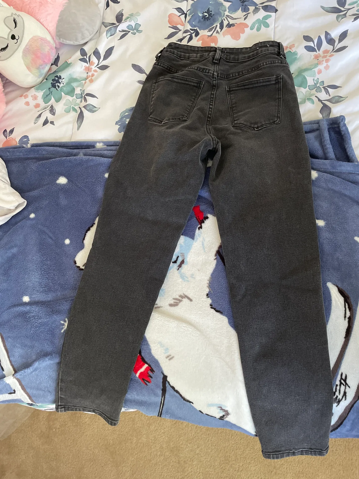 Cotton On high 90s mom jeans - Image 2