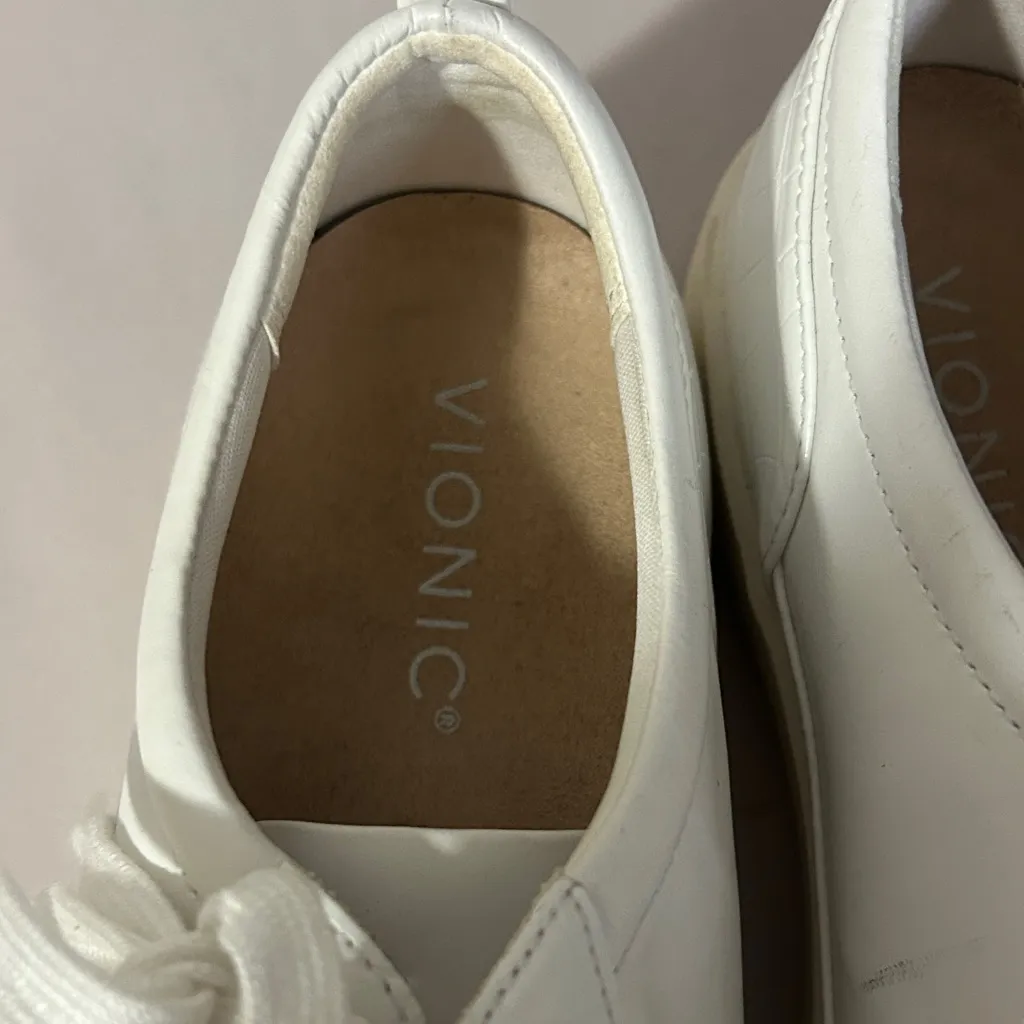 Vionic White Casual Sneakers - Image 3