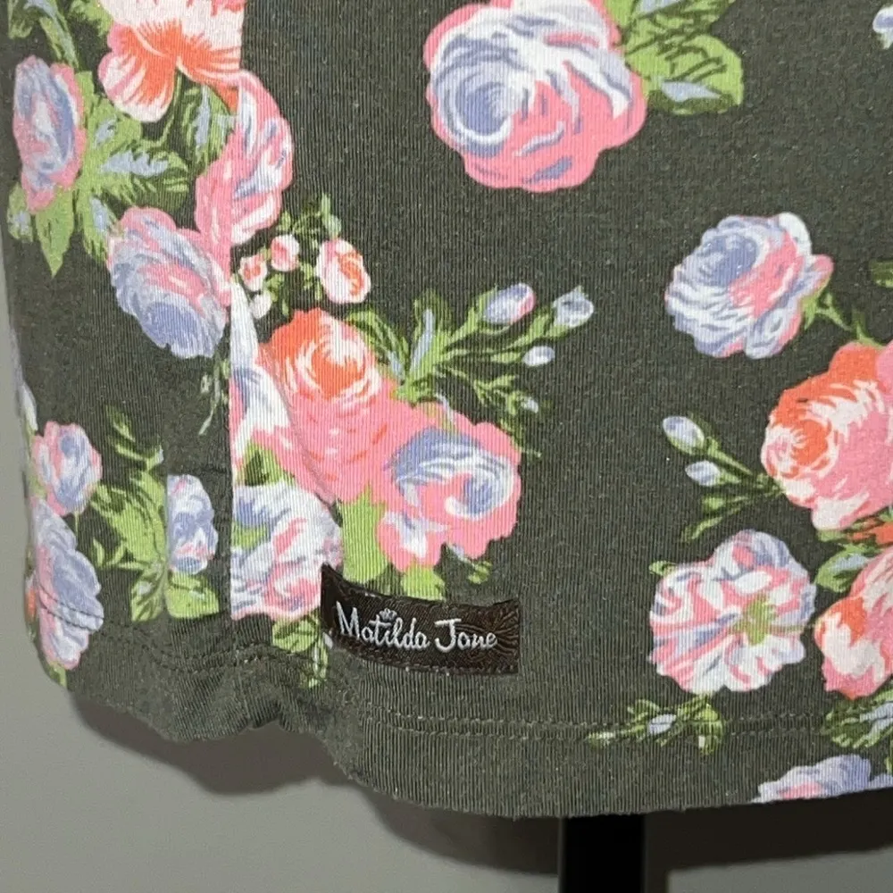 Matilda small preloved Jane Lets Go Together tiered ruffle sleeve floral top - Image 3