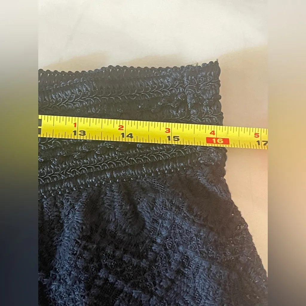 Bongo Black Crochet Lace Shorts Women’s M Lined Stretch Waist Casual Boho - Image 5