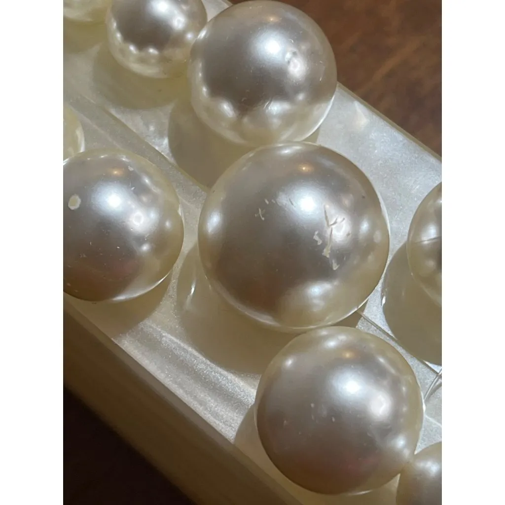 Cult Gaia Eos Beaded Acrylic Box Clutch in Pearl Woth Box Womens Ball Bag - Image 11