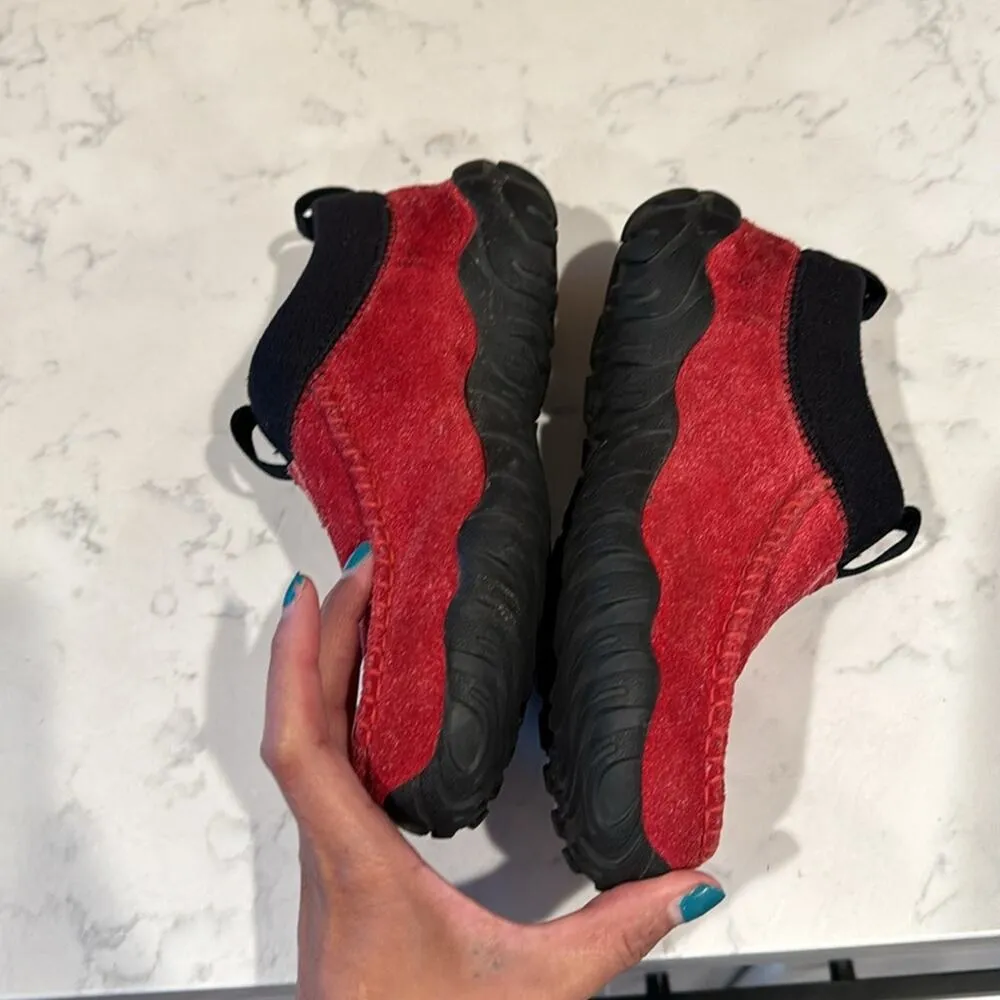 Teva Nubuck Mules Red suede Comfort Shoes camping outdoor hiking size 6 gorpcore - Image 6