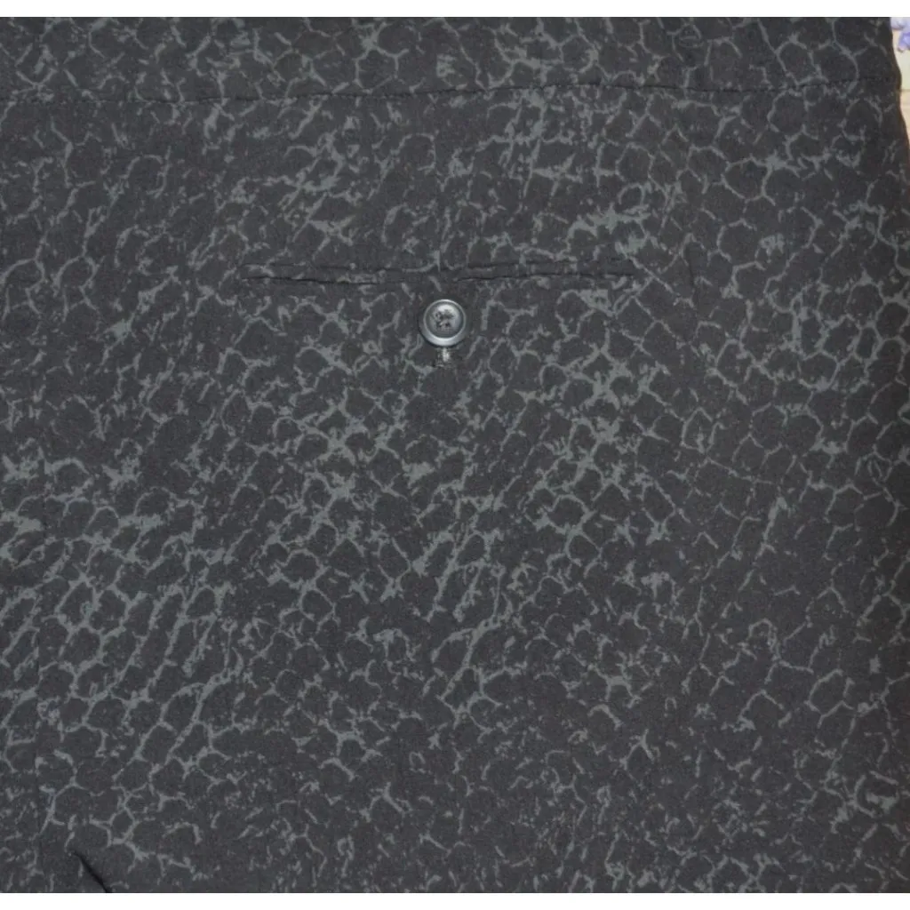 The Limited Women's Pants Size 20W Black Animal Snakeskin Print Pockets Straight - Image 6