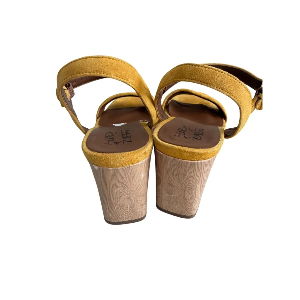 NATURALIZER Yellow Suede Sandals Heels Size 7.5W - Image 5