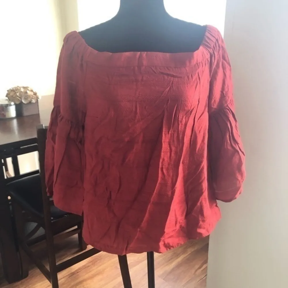 1. STATE Off Shoulder Bell Sleeve Blouse sz M - Image 4