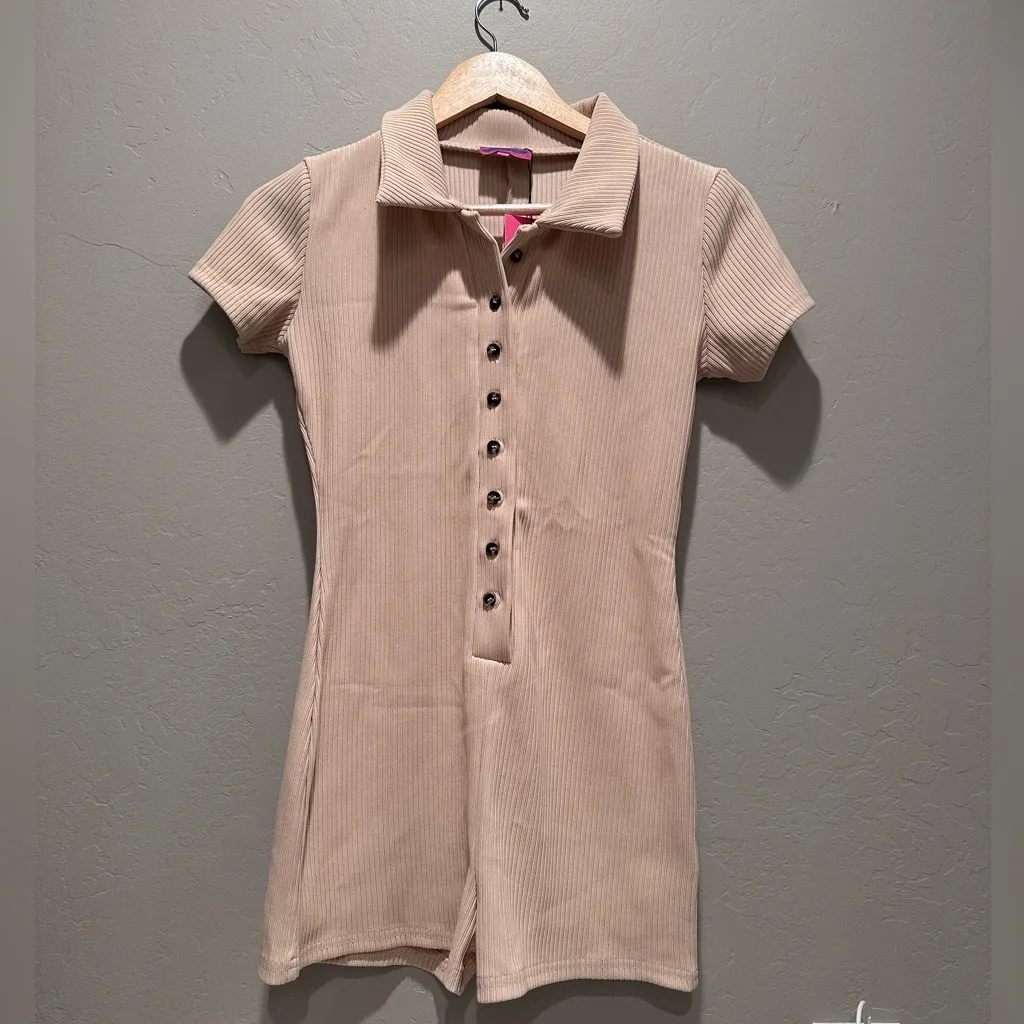 NWT Edikted Beige Lucia Rib Knit Romper Sz Medium - Image 2