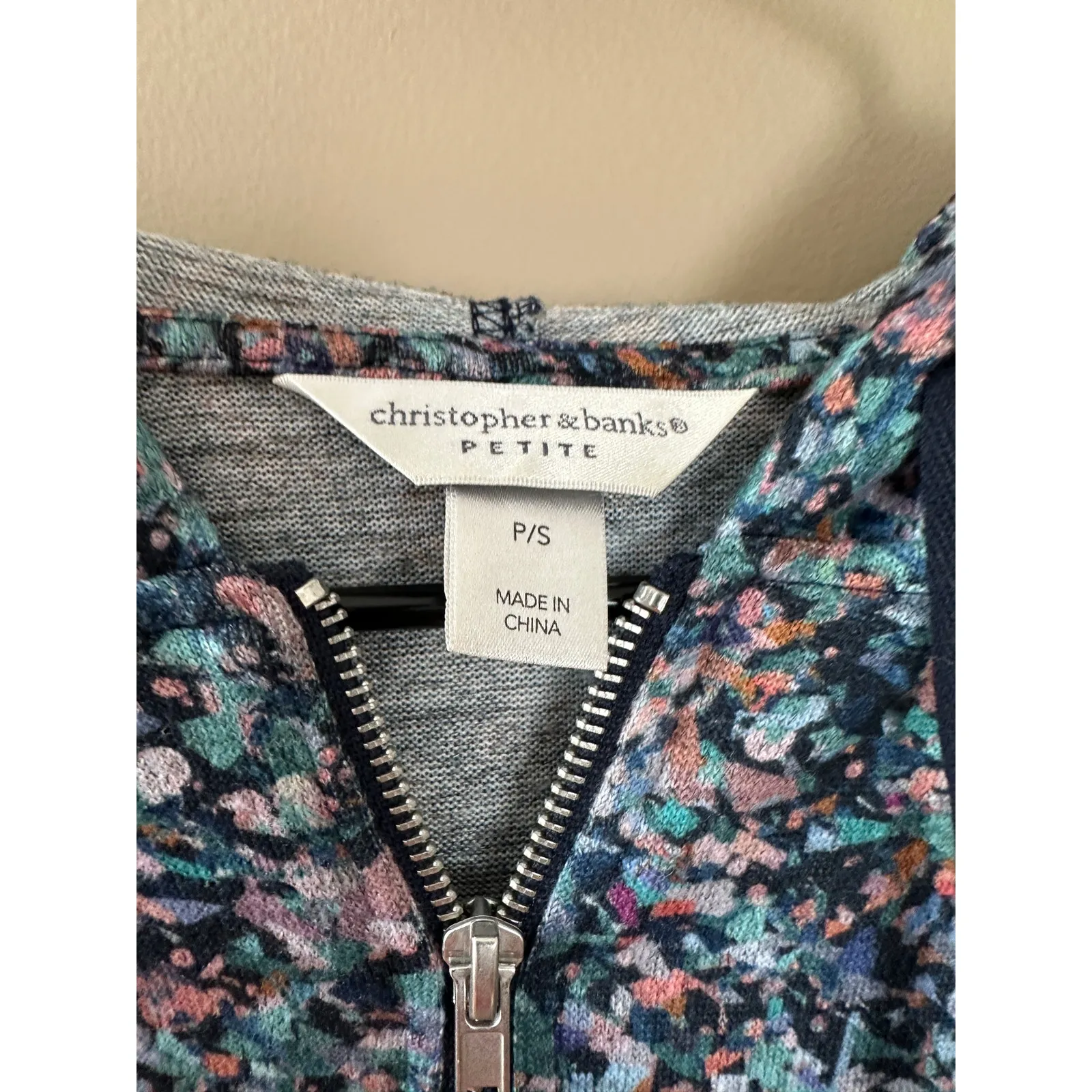 Christopher & Banks PS Floral Full Zip Soft Hooded Light Jacket Sweater - Image 4