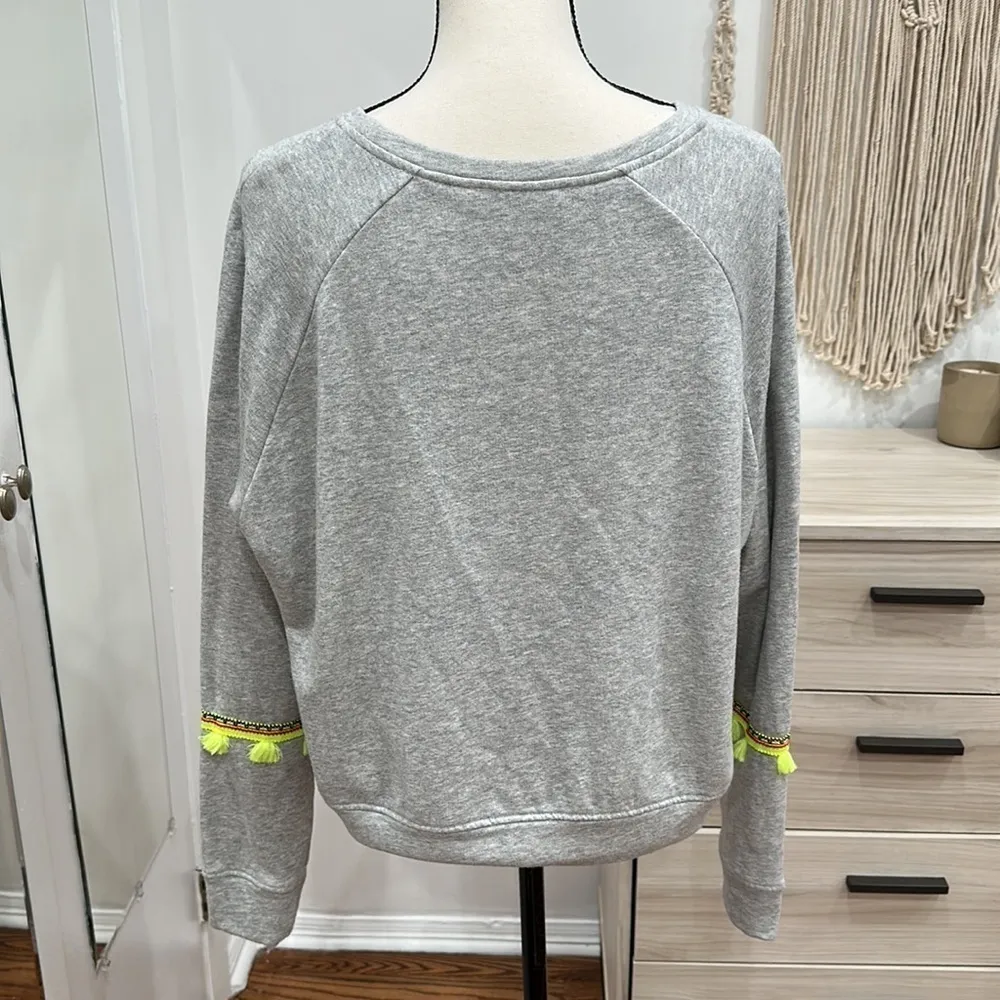 Generation Love Grey Fringe Sweater M - Image 3